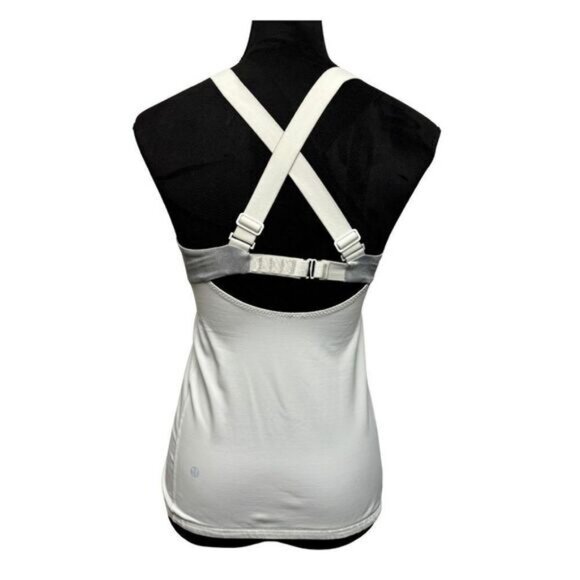 Gymshark Asymmetrical Colourblock Crop Top - Picture 3 of 8